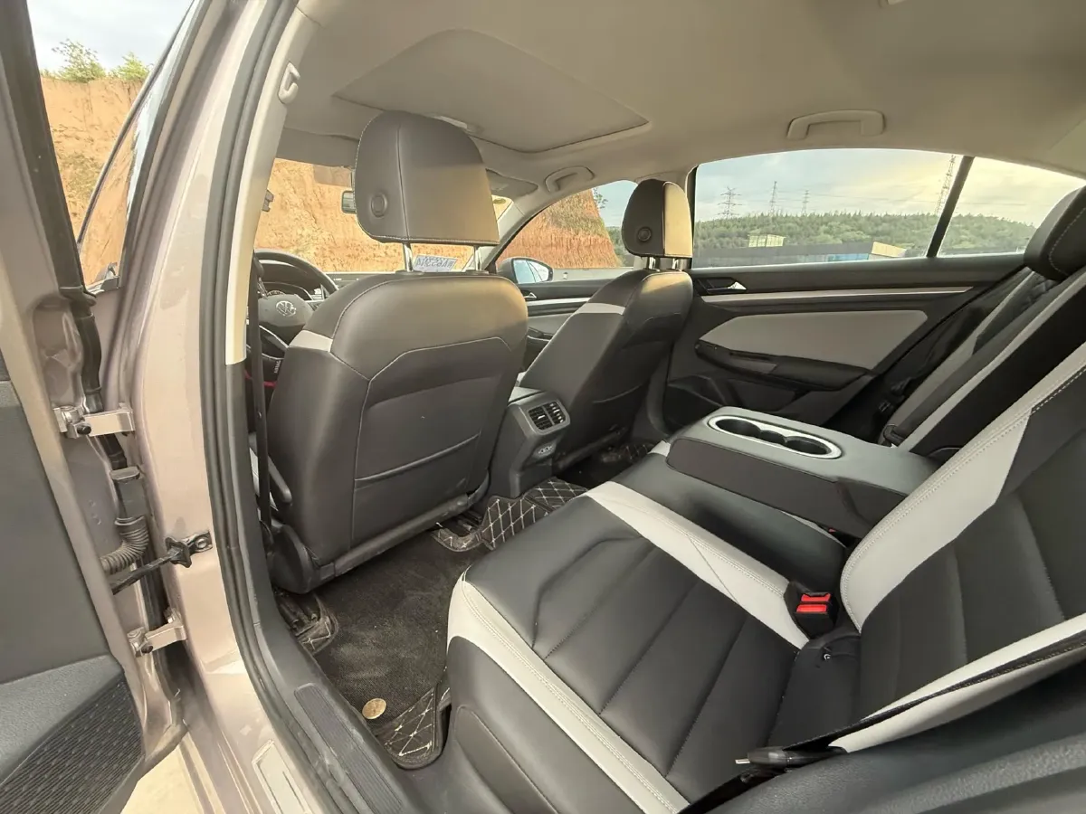 2023 Volkswagen Bora 1.4T 150HP L4 7DCT,autocango,china used car exporter,china ev exporter,chinese used car exporter,chinese used ev exporter
