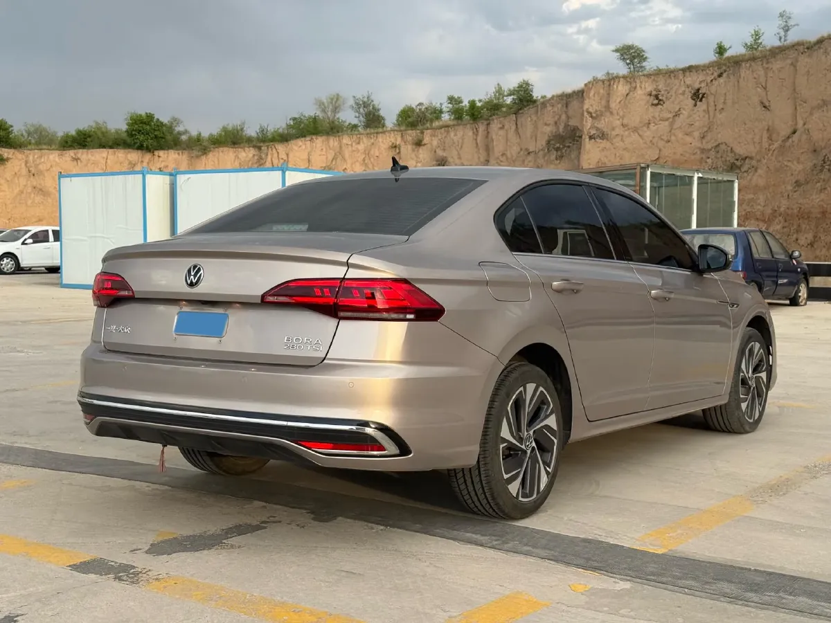 2023 Volkswagen Bora 1.4T 150HP L4 7DCT,autocango,china used car exporter,china ev exporter,chinese used car exporter,chinese used ev exporter