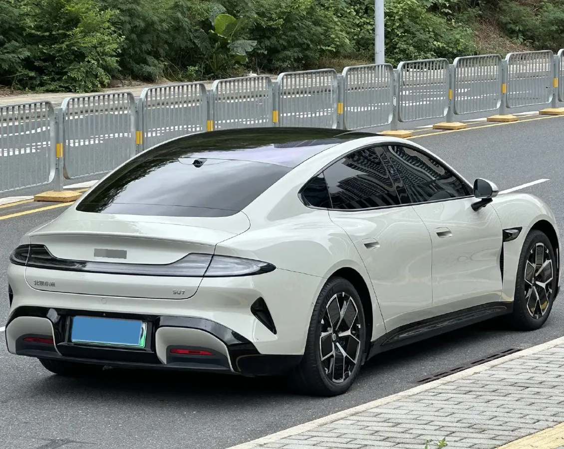 2024 MI SU7 BEV 73.6KWH,autocango,china used car exporter,china ev exporter,chinese used car exporter,chinese used ev exporter
