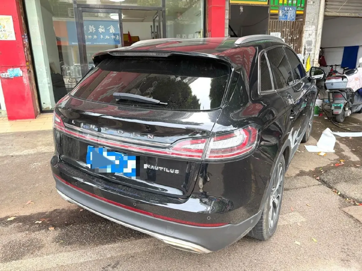 2021 Lincoln Nautilus 2.0T 245HP L4 8AT,autocango,china used car exporter,china ev exporter,chinese used car exporter,chinese used ev exporter