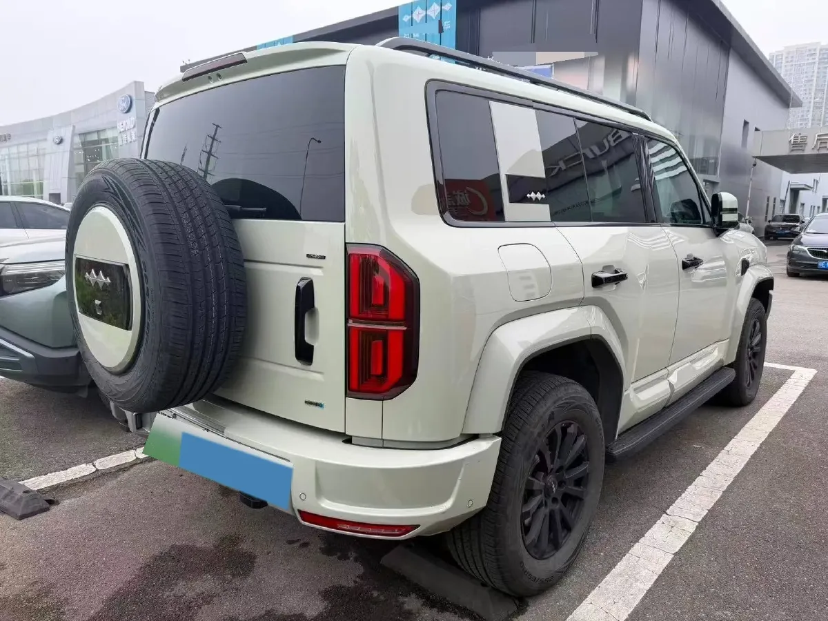 2025 FangChengBao Bao 5 1.5T 194HP L4 E-CVT PHEV 31.8KWH,autocango,china used car exporter,china ev exporter,chinese used car exporter,chinese used ev exporter