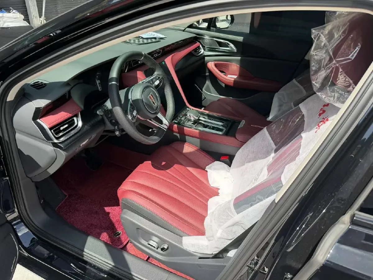 2025 HongQi H5 1.5T 169HP L4 7DCT,autocango,china used car exporter,china ev exporter,chinese used car exporter,chinese used ev exporter