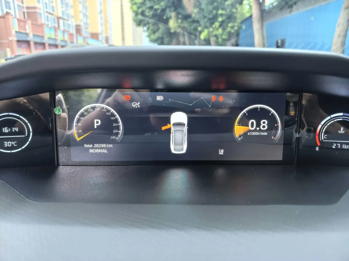 2023 ChangAn UNI-V 1.5T 188HP L4 7DCT,autocango,china used car exporter,china ev exporter,chinese used car exporter,chinese used ev exporter