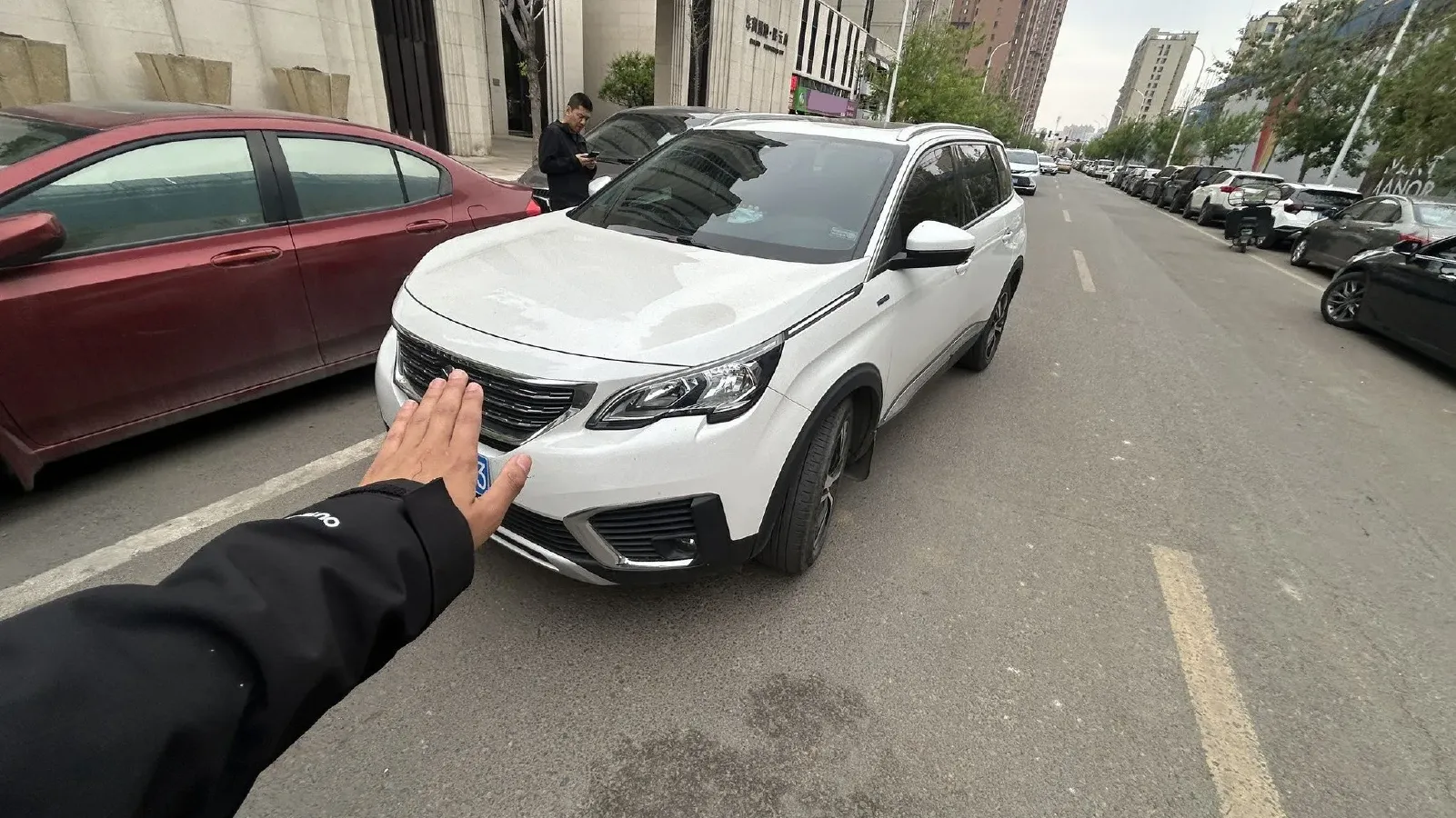 2017 Peugeot 5008 1.8T 204HP L4 6AT,autocango,china used car exporter,china ev exporter,chinese used car exporter,chinese used ev exporter