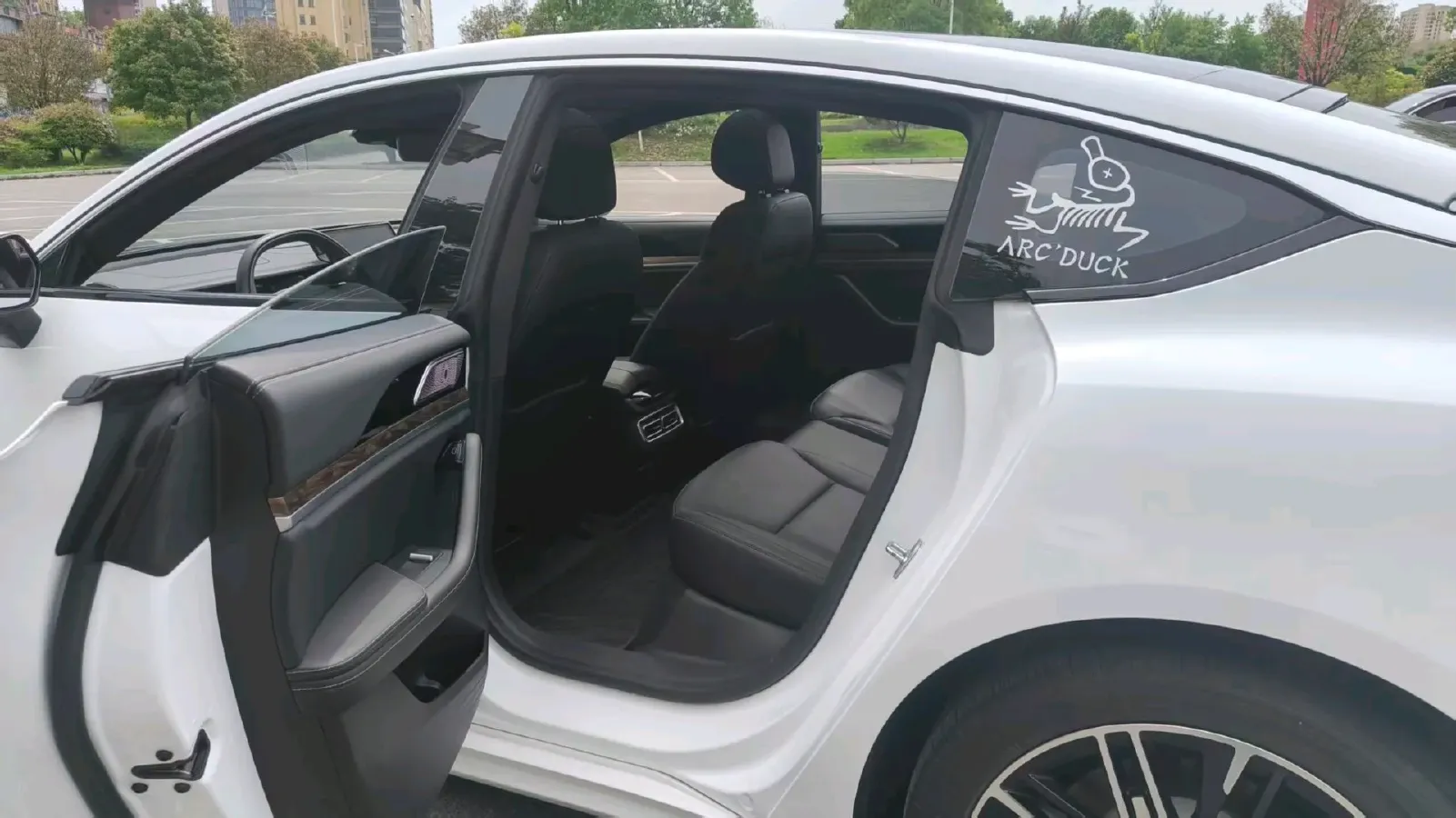 2023 Neta S BEV 64.46KWH,autocango,china used car exporter,china ev exporter,chinese used car exporter,chinese used ev exporter