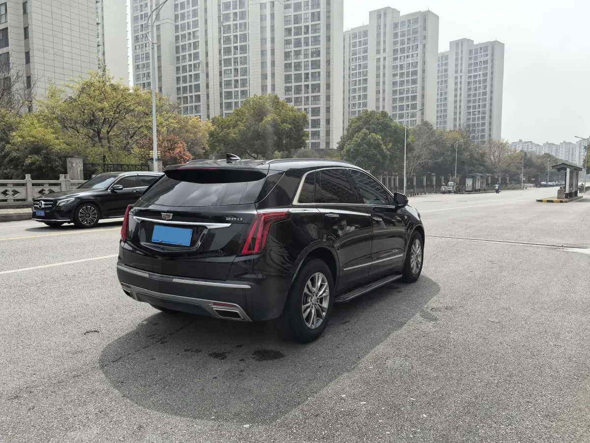 2021 Cadillac XT5 2.0T 237HP L4 9AT,autocango,china used car exporter,china ev exporter,chinese used car exporter,chinese used ev exporter