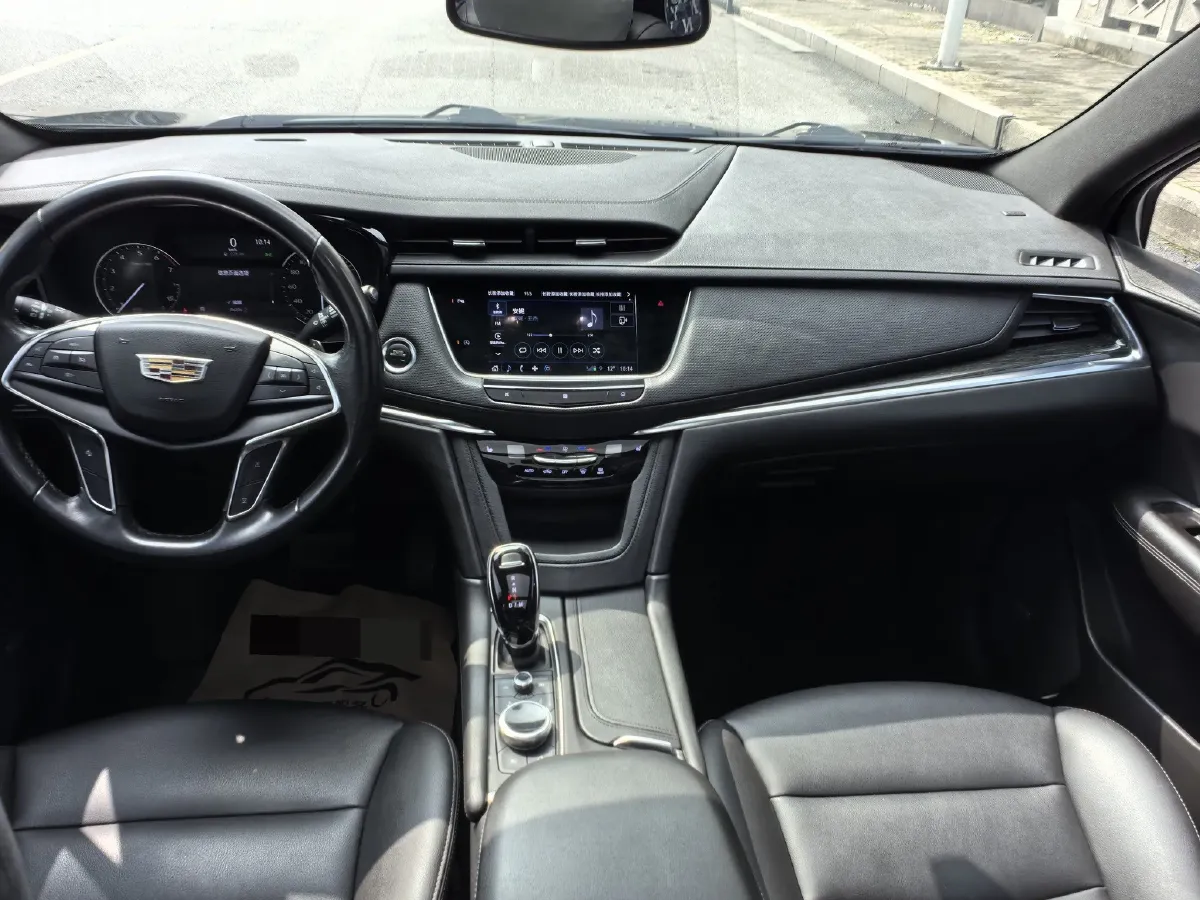 2021 Cadillac XT5 2.0T 237HP L4 9AT,autocango,china used car exporter,china ev exporter,chinese used car exporter,chinese used ev exporter