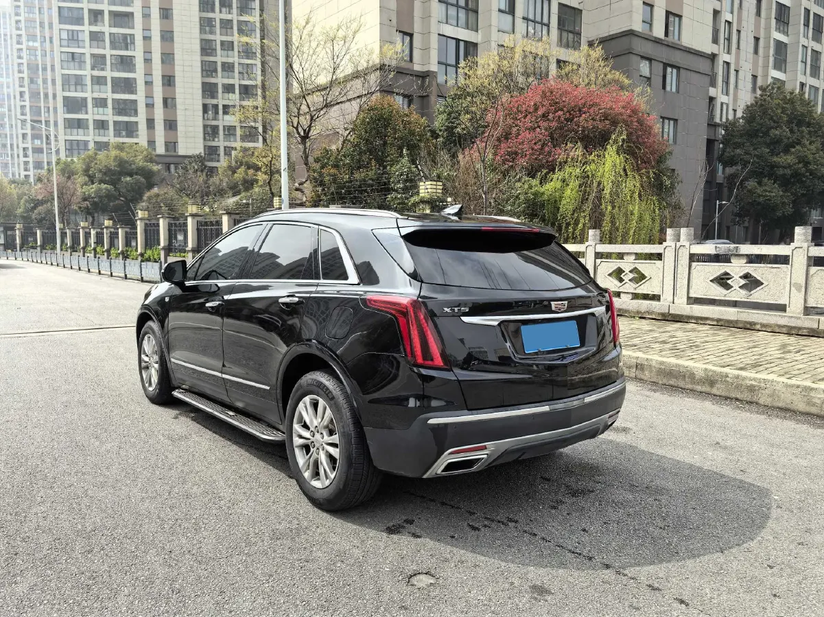 2021 Cadillac XT5 2.0T 237HP L4 9AT,autocango,china used car exporter,china ev exporter,chinese used car exporter,chinese used ev exporter