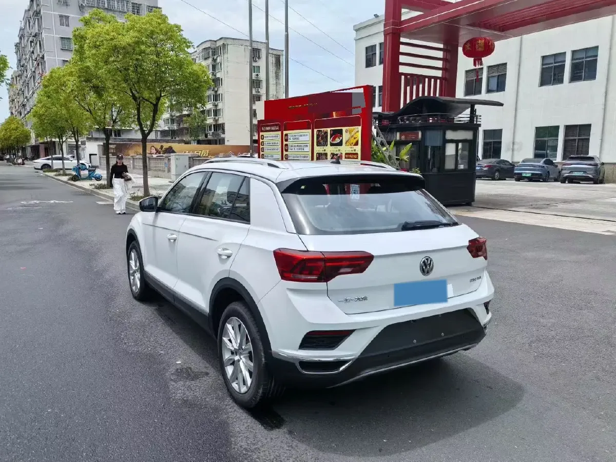 2020 Volkswagen T-Roc 1.4T 131HP L4 7DCT,autocango,china used car exporter,china ev exporter,chinese used car exporter,chinese used ev exporter