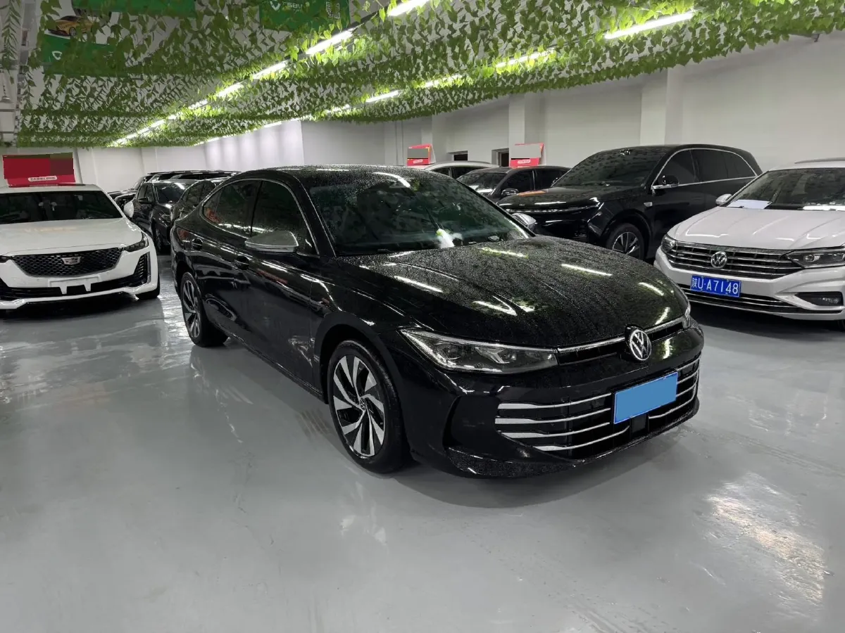 2026 Volkswagen Passat 2.0T 220HP L4 7DCT,autocango,china used car exporter,china ev exporter,chinese used car exporter,chinese used ev exporter