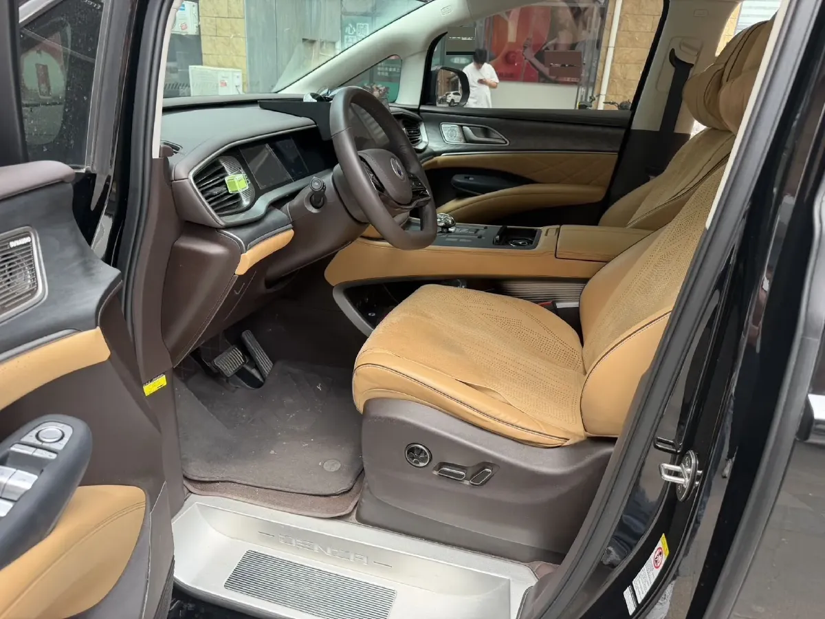 2024 Denza D9 1.5T 139HP L4 E-CVT PHEV 40KWH,autocango,china used car exporter,china ev exporter,chinese used car exporter,chinese used ev exporter