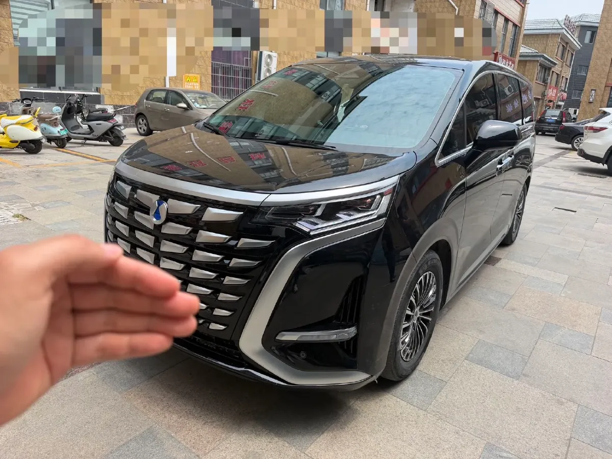 2024 Denza D9 1.5T 139HP L4 E-CVT PHEV 40KWH,autocango,china used car exporter,china ev exporter,chinese used car exporter,chinese used ev exporter
