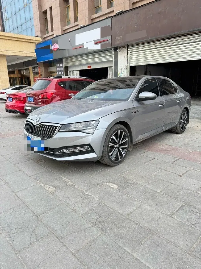 2023 Skoda Superb 1.4T 150HP L4 7DCT,autocango,china used car exporter,china ev exporter,chinese used car exporter,chinese used ev exporter