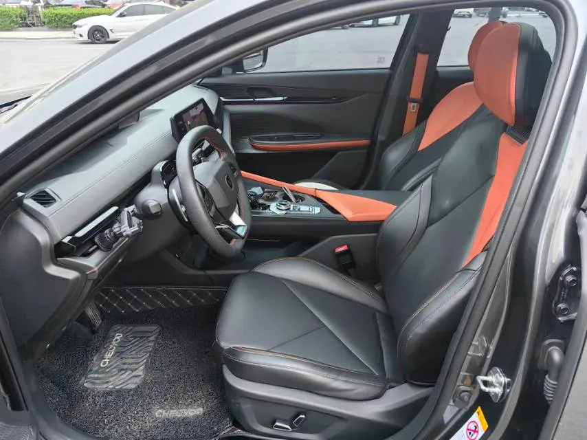 2022 ChangAn UNI-V 1.5T 188HP L4 7DCT,autocango,china used car exporter,china ev exporter,chinese used car exporter,chinese used ev exporter