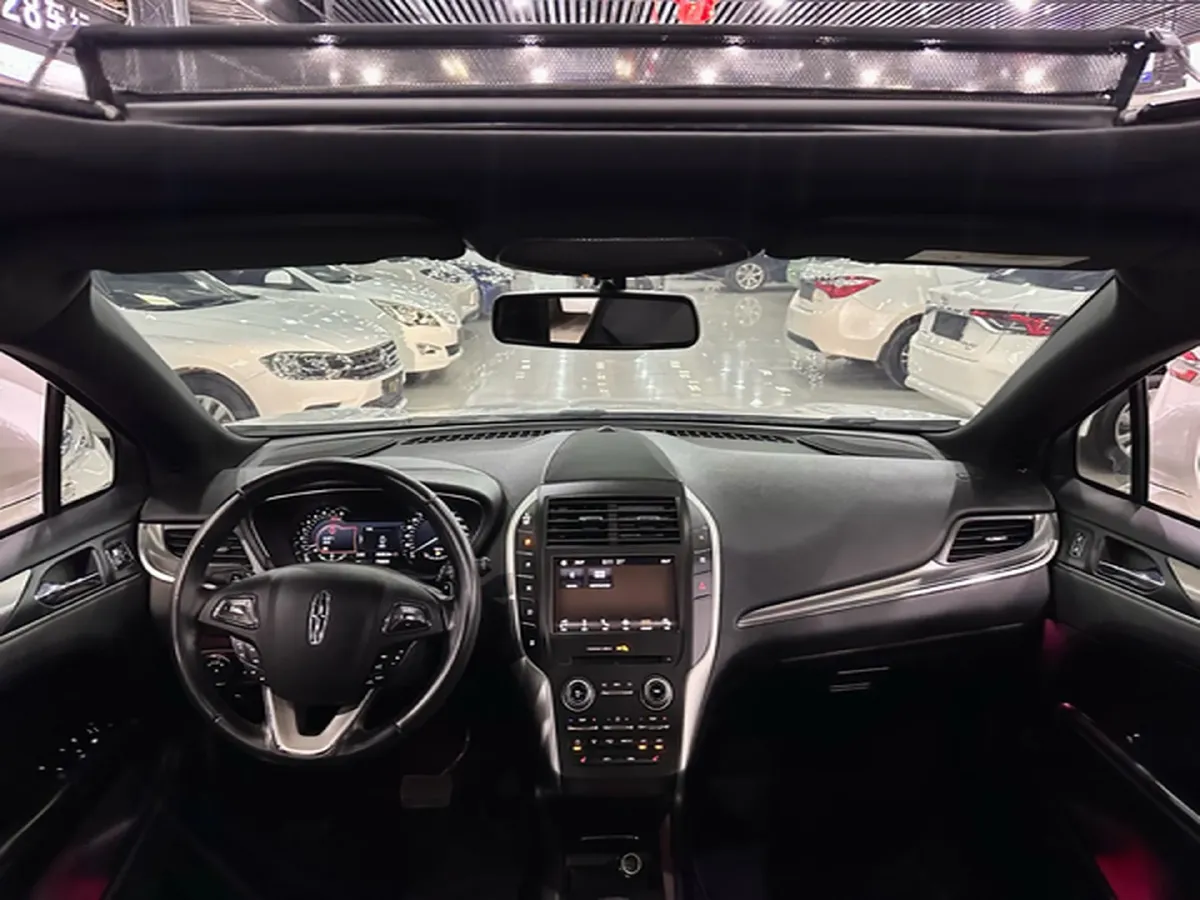 2017 Lincoln MKC 2.0T 203HP L4 6AT,autocango,china used car exporter,china ev exporter,chinese used car exporter,chinese used ev exporter