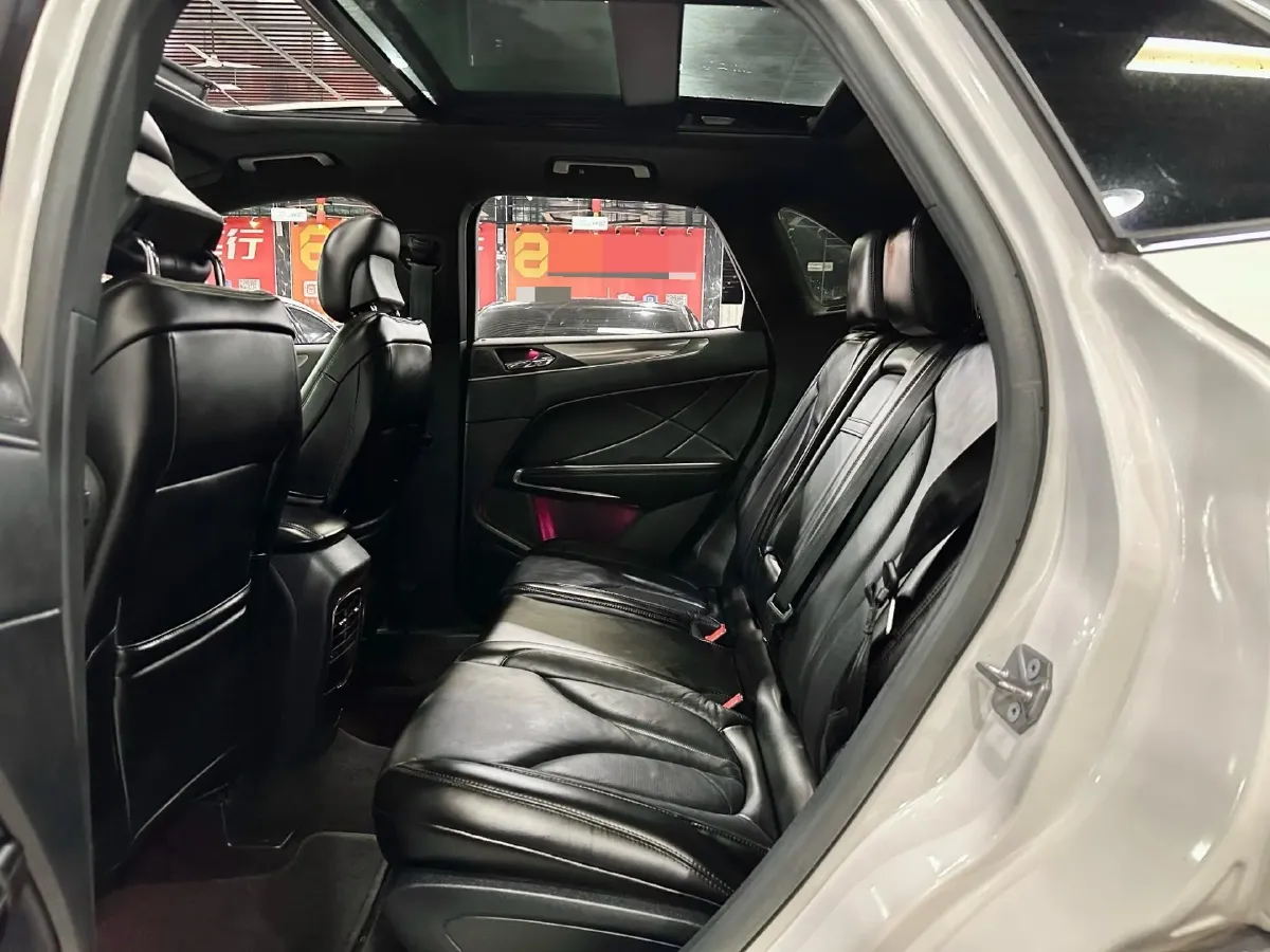 2017 Lincoln MKC 2.0T 203HP L4 6AT,autocango,china used car exporter,china ev exporter,chinese used car exporter,chinese used ev exporter
