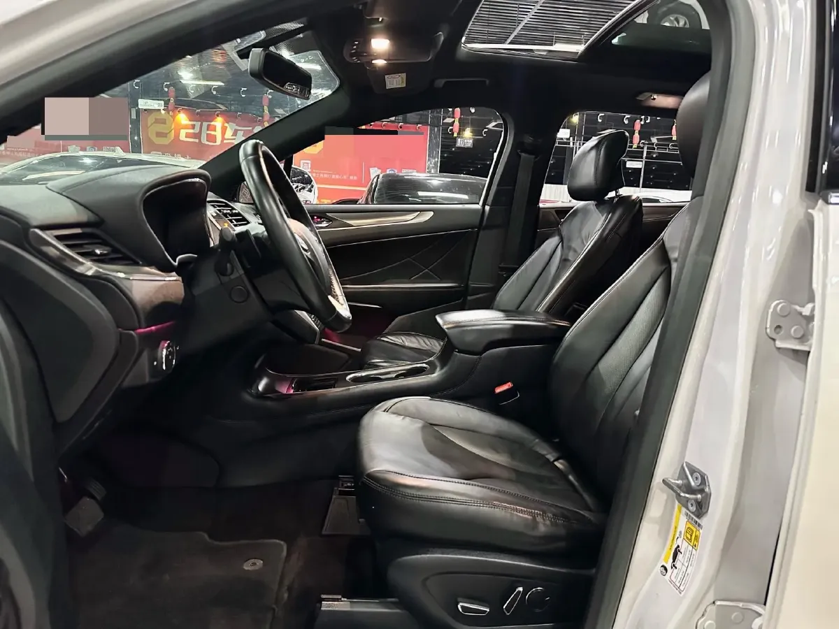 2017 Lincoln MKC 2.0T 203HP L4 6AT,autocango,china used car exporter,china ev exporter,chinese used car exporter,chinese used ev exporter