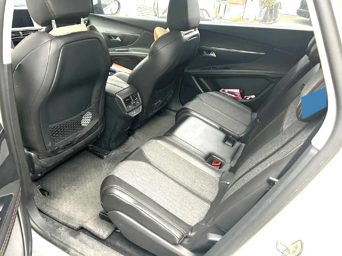 2019 Peugeot 5008 1.8T 204HP L4 6AT,autocango,china used car exporter,china ev exporter,chinese used car exporter,chinese used ev exporter