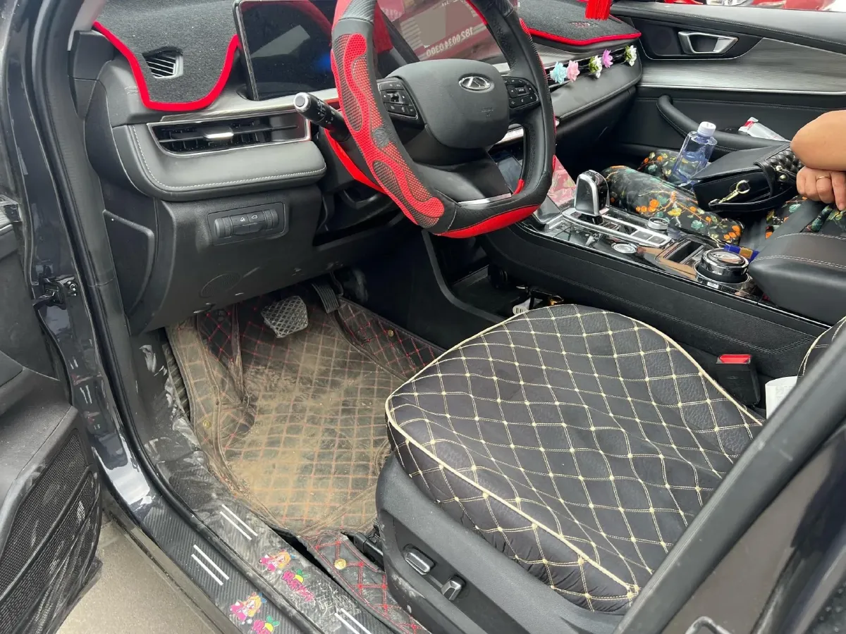 2025 Chery Tiggo 8 Plus 1.6T 197HP L4 7DCT,autocango,china used car exporter,china ev exporter,chinese used car exporter,chinese used ev exporter