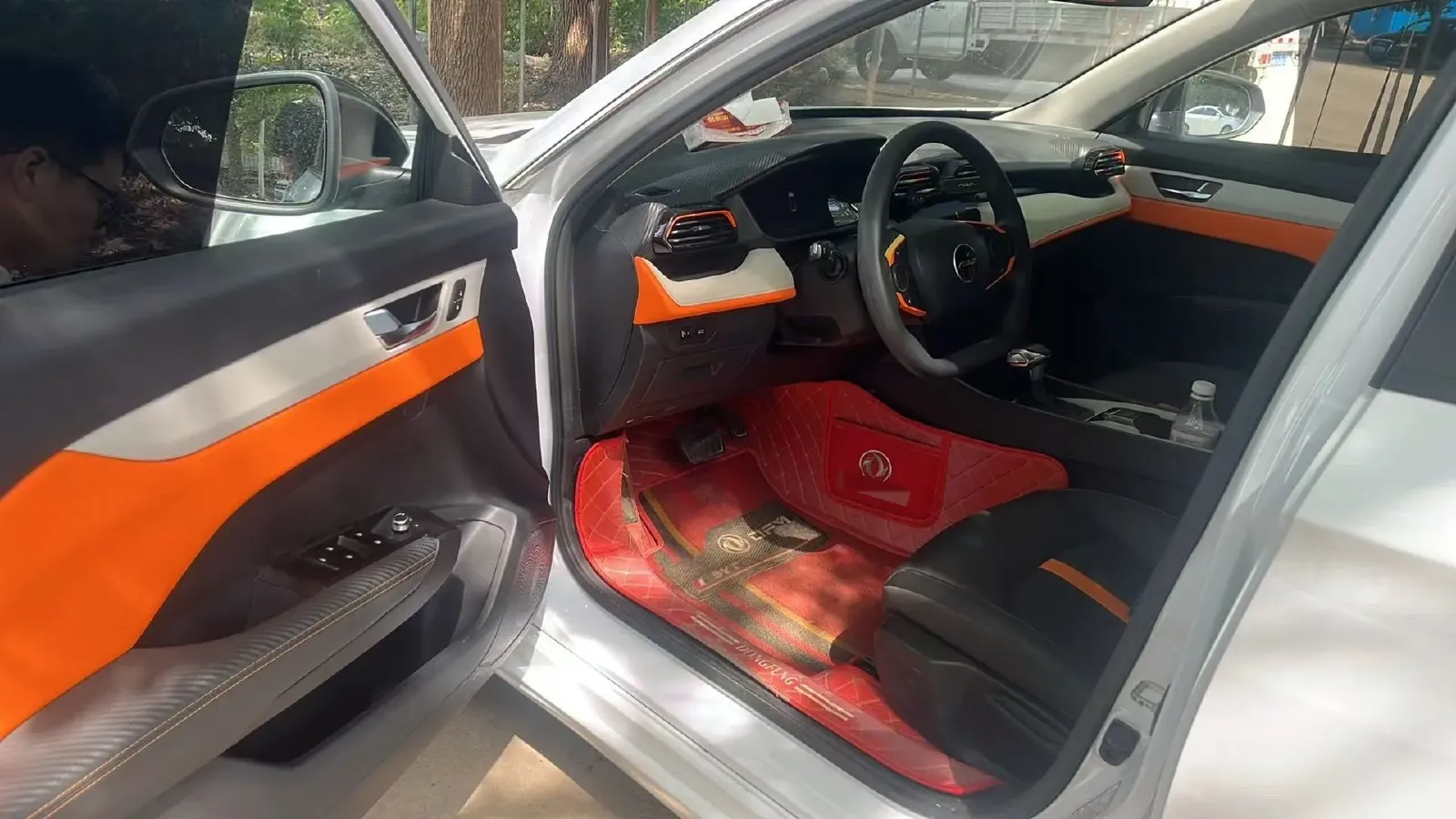 2023 DongFeng Aeolus YiXuan 1.5L 125HP L4 6DCT,autocango,china used car exporter,china ev exporter,chinese used car exporter,chinese used ev exporter