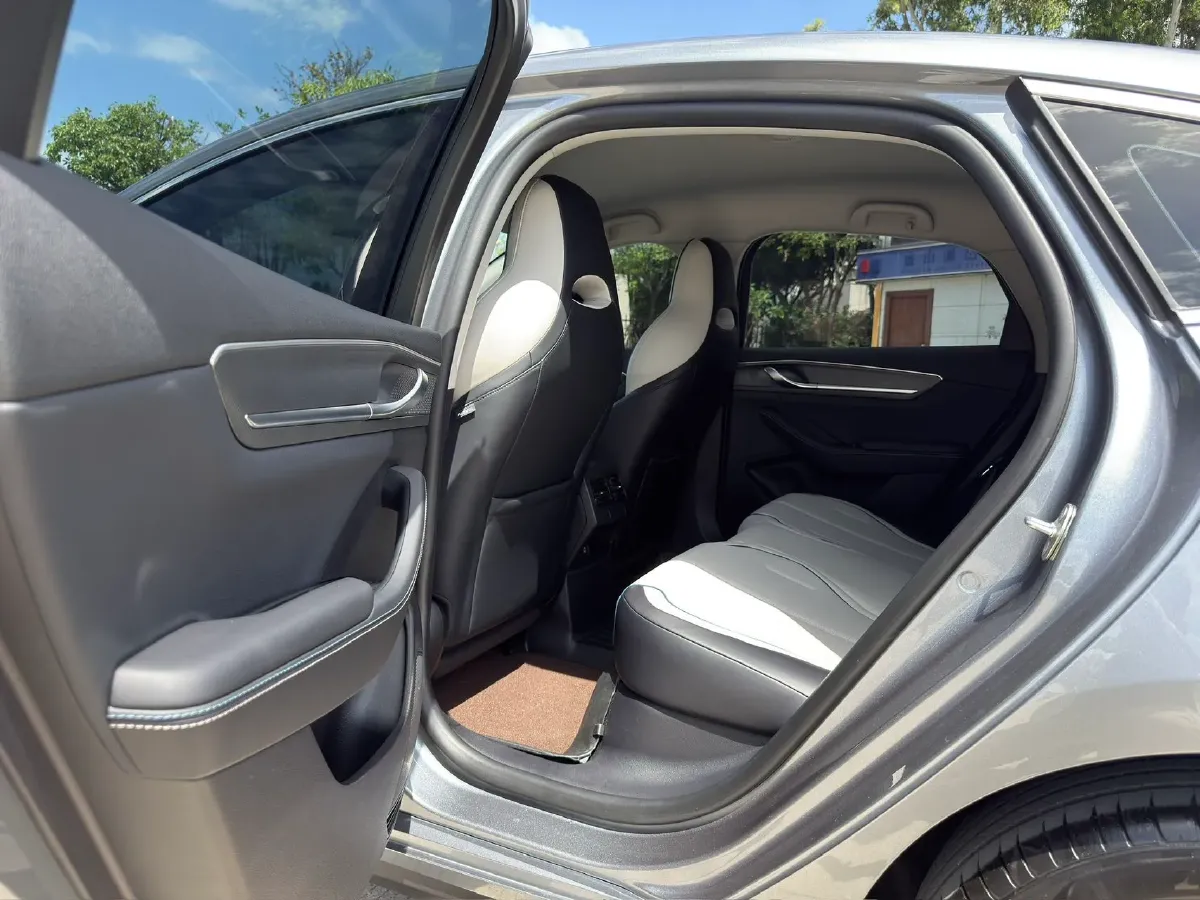 2024 BYD Destroyer 05 1.5L 110HP L4 E-CVT PHEV 8.3KWH,autocango,china used car exporter,china ev exporter,chinese used car exporter,chinese used ev exporter