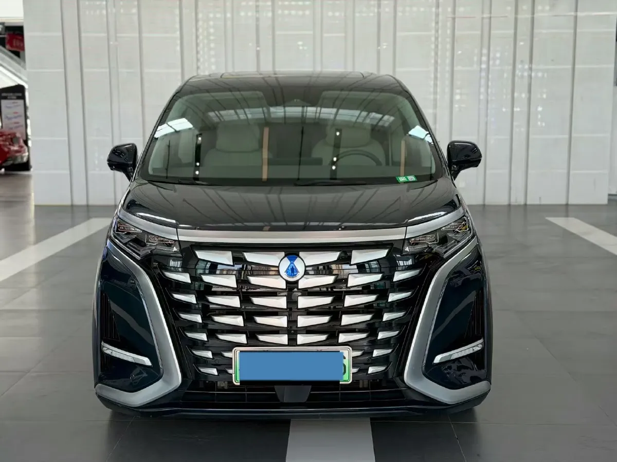 2022 Mercedes-Benz GLC Class 2.0T 197HP L4 9AT,autocango,china used car exporter,china ev exporter,chinese used car exporter,chinese used ev exporter