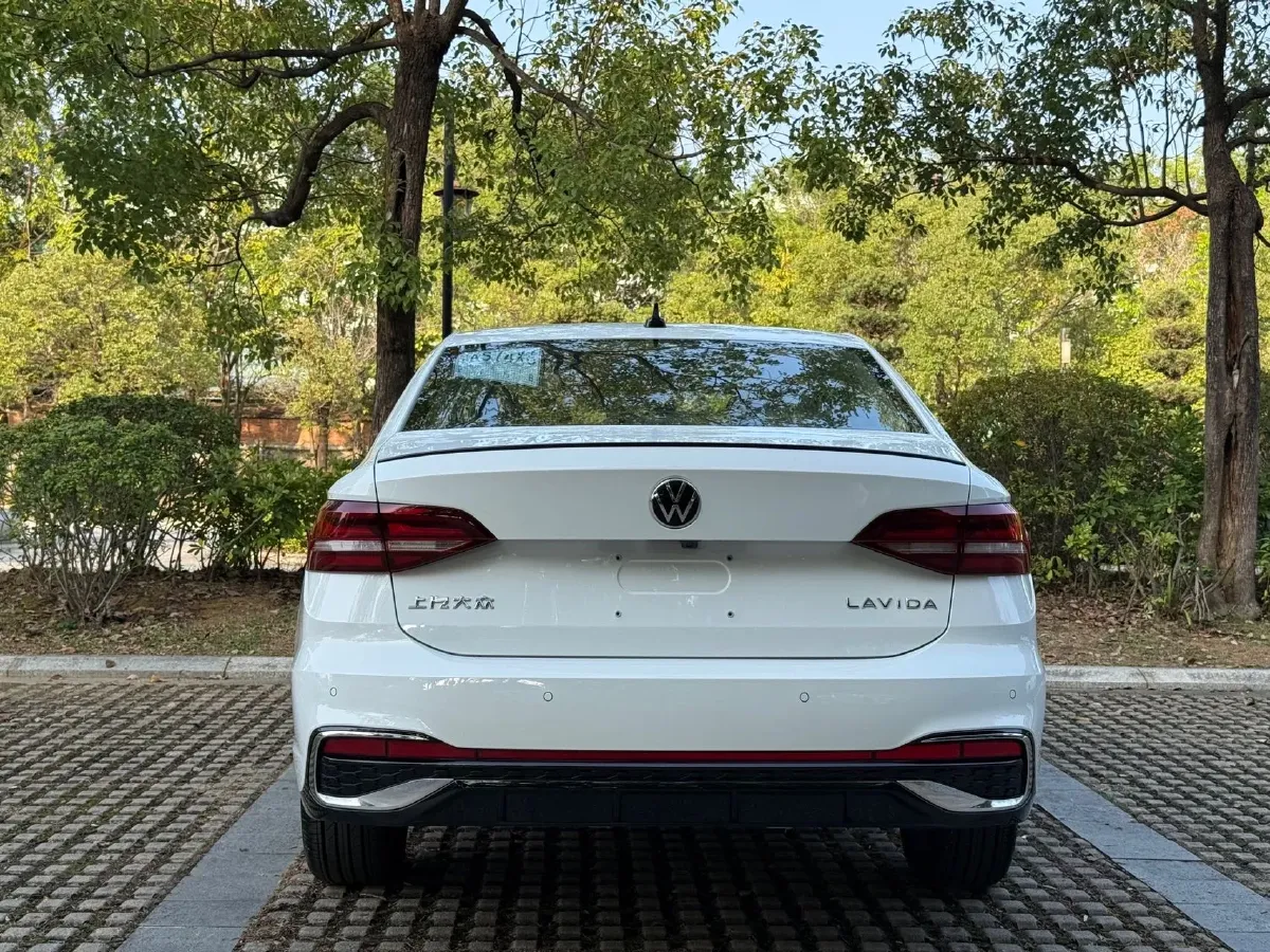 2024 Volkswagen Lavida 1.5T 160HP L4 7DCT,autocango,china used car exporter,china ev exporter,chinese used car exporter,chinese used ev exporter
