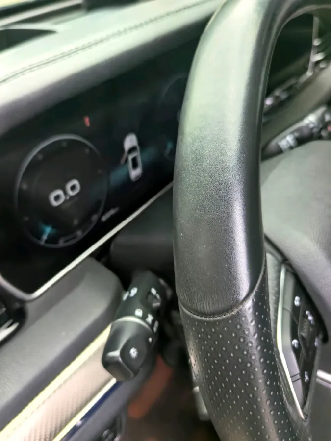 2019 HongQi HS5 2.0T 224HP L4 6AT,autocango,china used car exporter,china ev exporter,chinese used car exporter,chinese used ev exporter