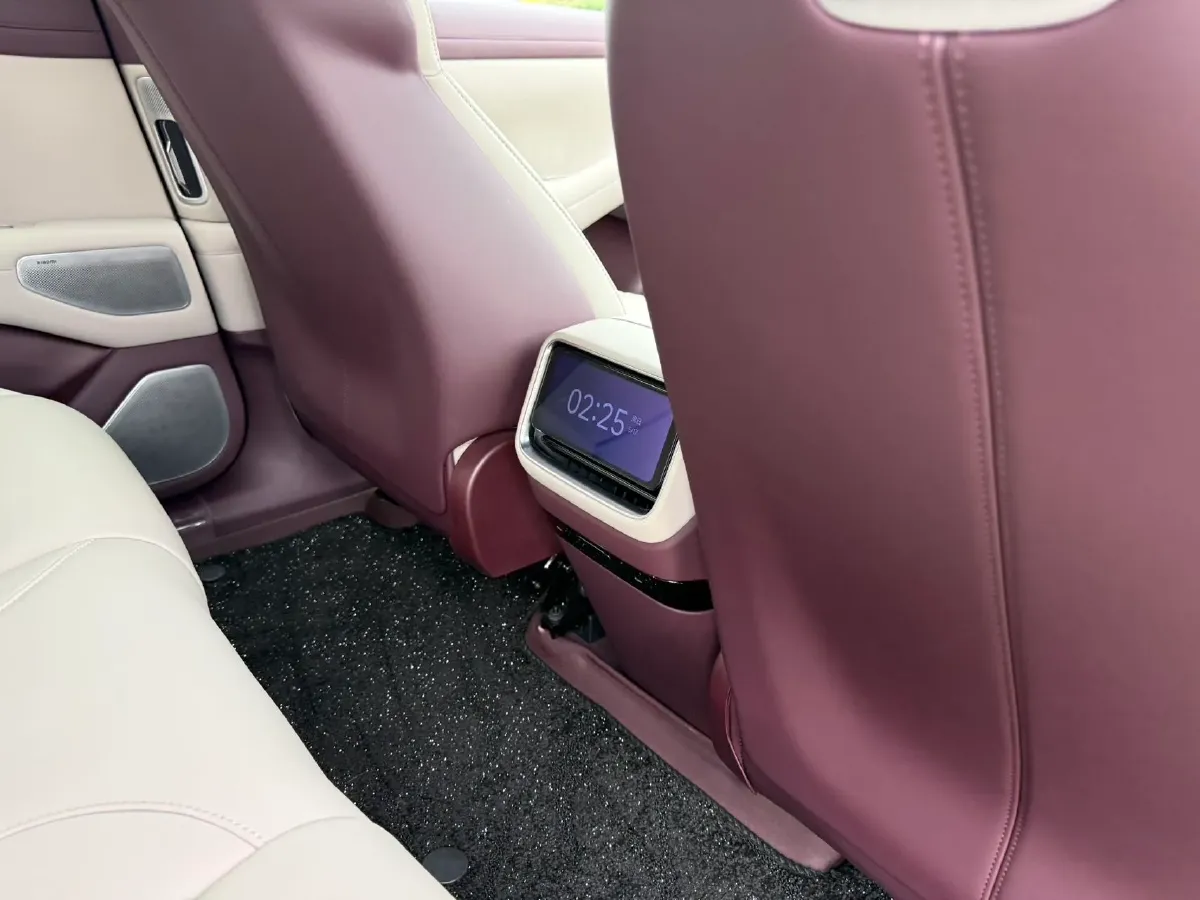 2025 MI YU7 BEV 101.7KWH,autocango,china used car exporter,china ev exporter,chinese used car exporter,chinese used ev exporter
