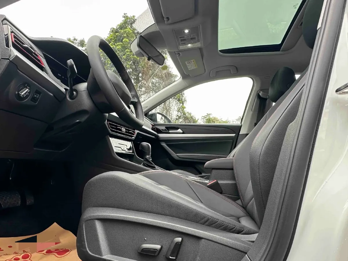 2024 Volkswagen Lavida 1.5T 160HP L4 7DCT,autocango,china used car exporter,china ev exporter,chinese used car exporter,chinese used ev exporter