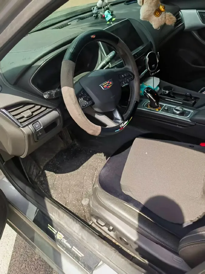 2023 Cadillac CT5 2.0T 237HP L4 10AT,autocango,china used car exporter,china ev exporter,chinese used car exporter,chinese used ev exporter