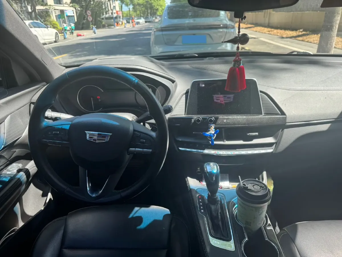 2022 Cadillac CT4 2.0T 237HP L4 8AT,autocango,china used car exporter,china ev exporter,chinese used car exporter,chinese used ev exporter