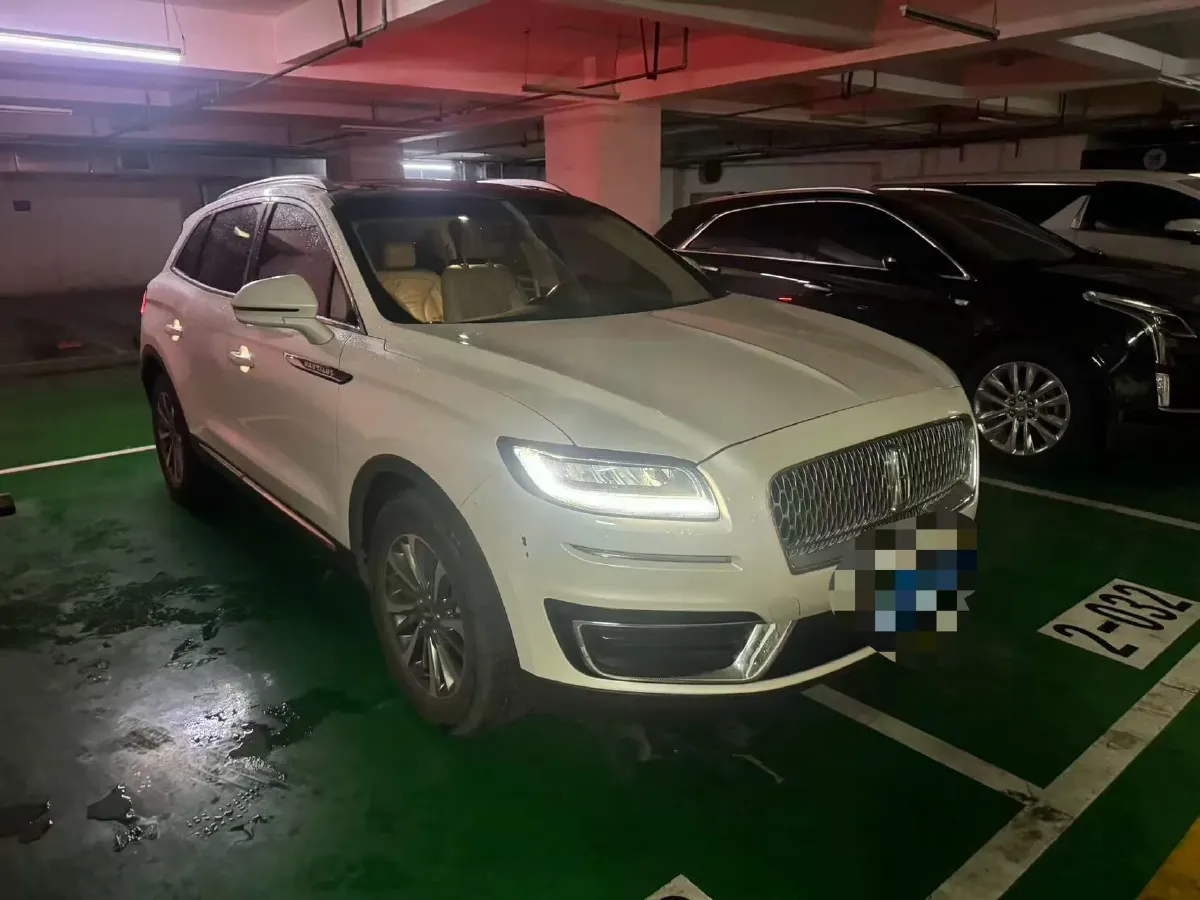 2019 Lincoln Nautilus 2.0T 224HP L4 8AT,autocango,china used car exporter,china ev exporter,chinese used car exporter,chinese used ev exporter
