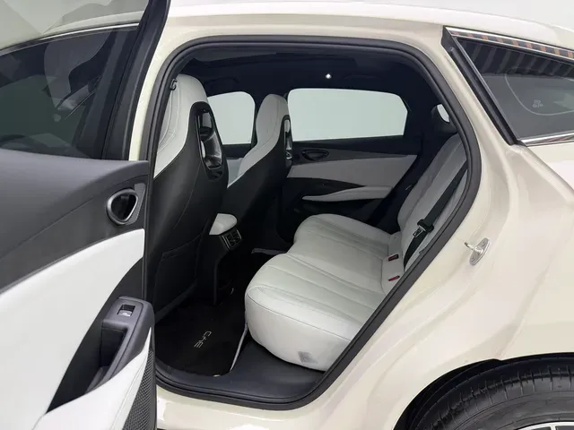 2025 BYD Seal06 1.5L 101HP L4 E-CVT PHEV 15.87KWH,autocango,china used car exporter,china ev exporter,chinese used car exporter,chinese used ev exporter