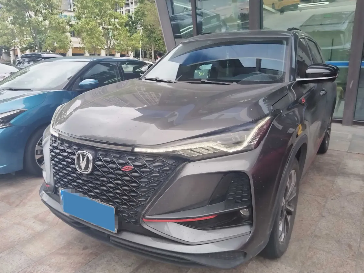 2021 ChangAn CS75 Plus 2.0T 233HP L4 8AT,autocango,china used car exporter,china ev exporter,chinese used car exporter,chinese used ev exporter