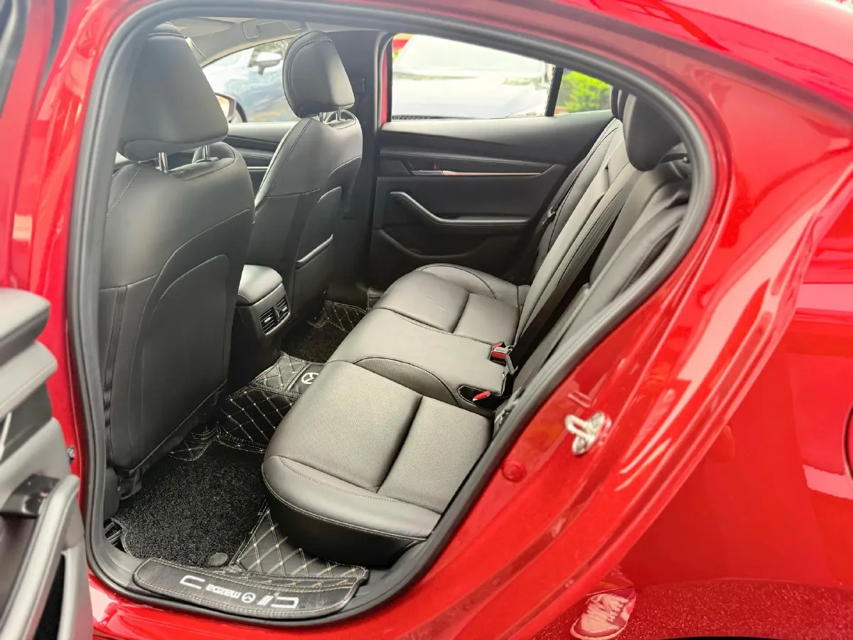 2021 Mazda 3 Axela 2.0L 158HP L4 6AT,autocango,china used car exporter,china ev exporter,chinese used car exporter,chinese used ev exporter