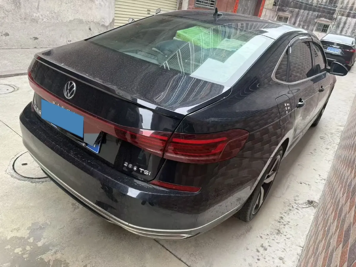 2021 Volkswagen Passat 2.0T 186HP L4 7DCT,autocango,china used car exporter,china ev exporter,chinese used car exporter,chinese used ev exporter
