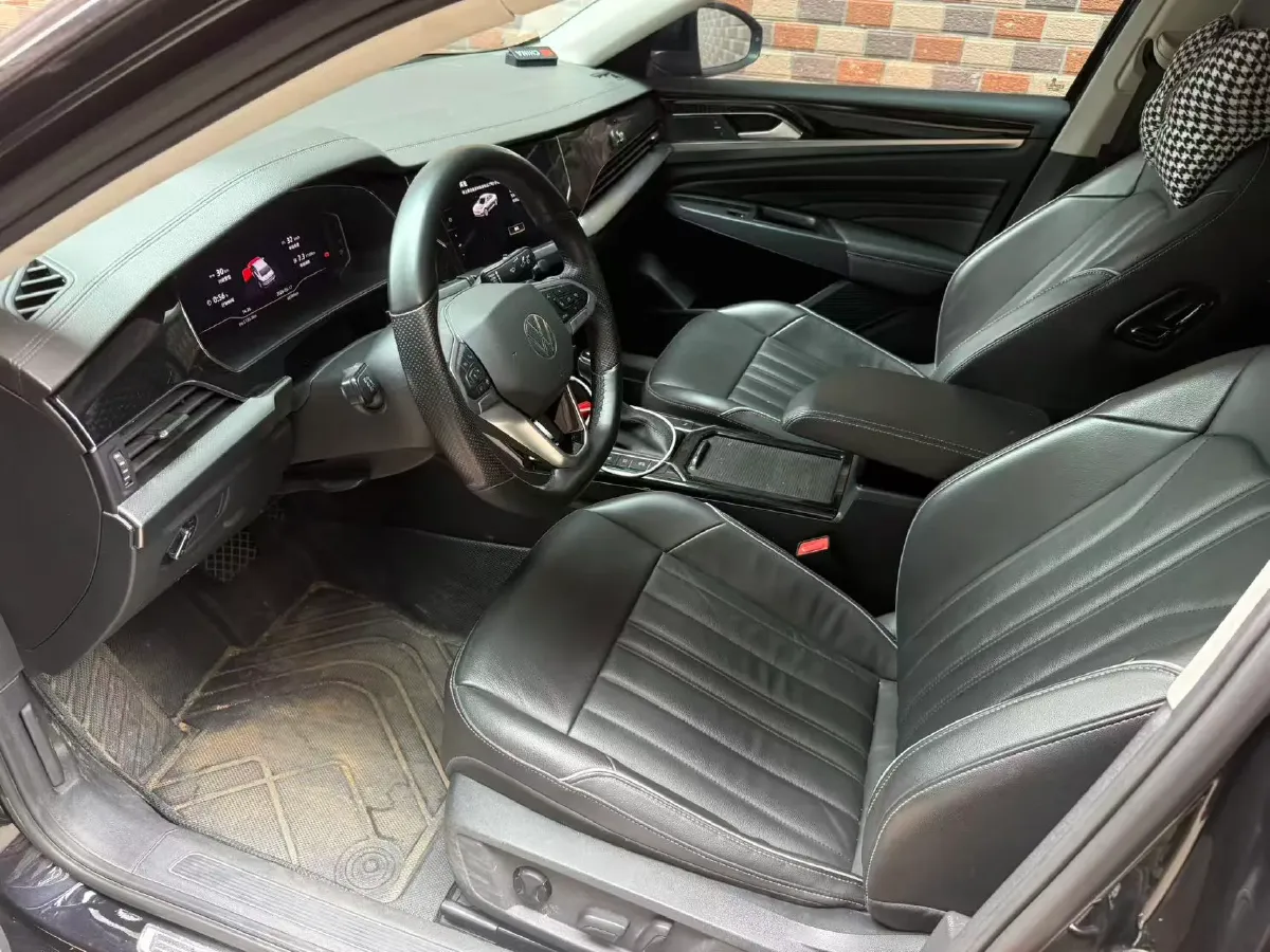 2021 Volkswagen Passat 2.0T 186HP L4 7DCT,autocango,china used car exporter,china ev exporter,chinese used car exporter,chinese used ev exporter