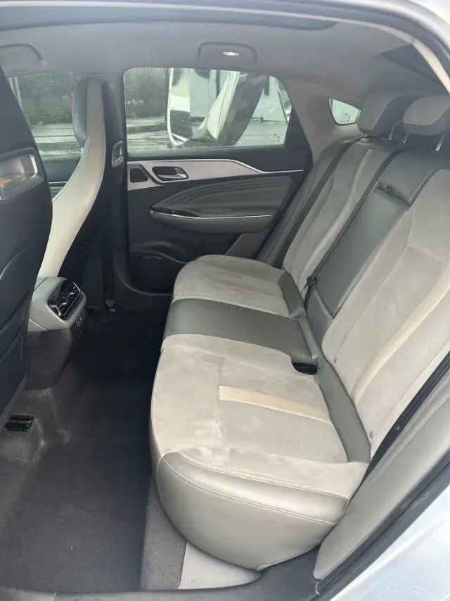 2022 ChangAn Oshan Z6 1.5T 170HP L4 6TCT PHEV 28.4KWH,autocango,china used car exporter,china ev exporter,chinese used car exporter,chinese used ev exporter