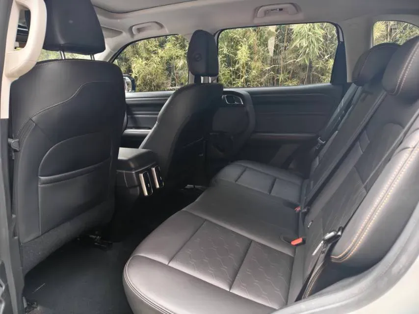 2022 Haval Dargo 1.5T 184HP L4 7DCT,autocango,china used car exporter,china ev exporter,chinese used car exporter,chinese used ev exporter