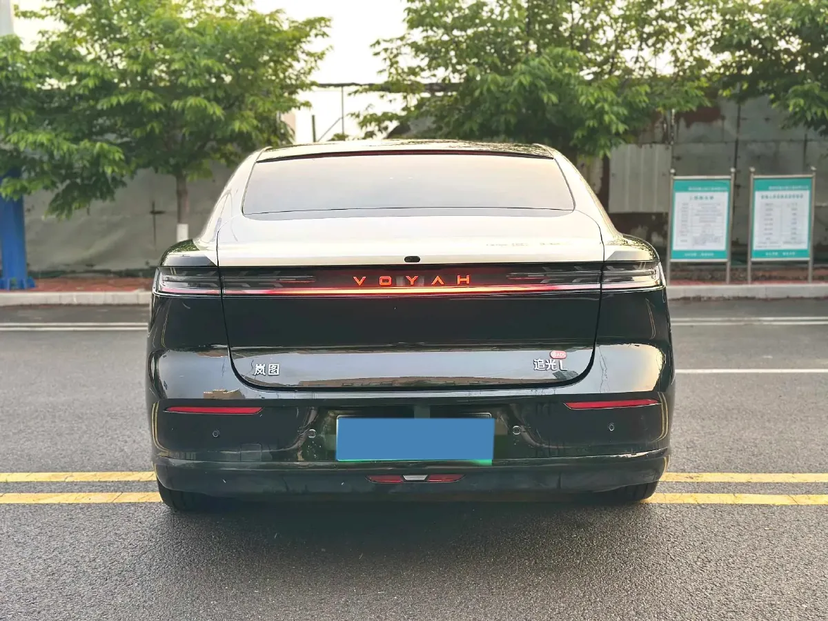 2026 Voyah ZhuiGuang L 1.5T 150HP L4 PHEV,autocango,china used car exporter,china ev exporter,chinese used car exporter,chinese used ev exporter