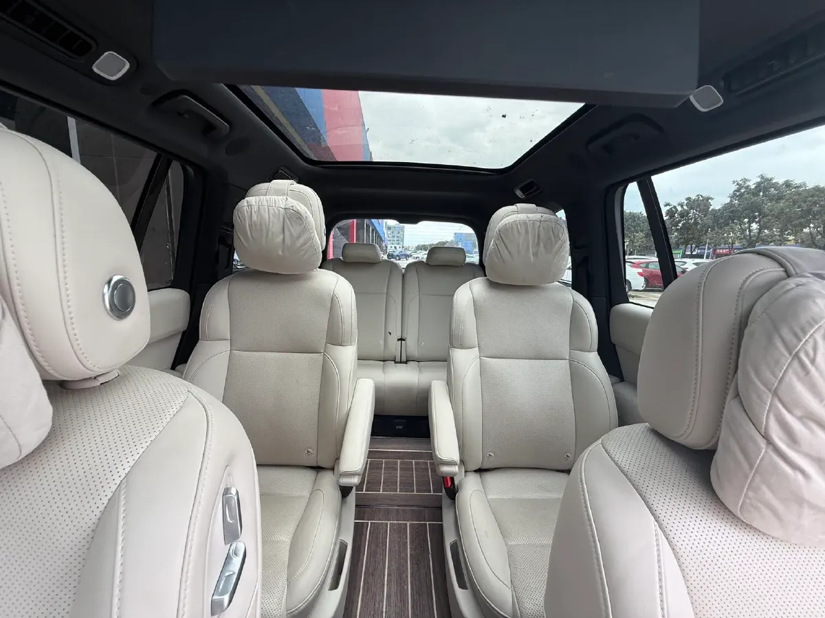 2022 Li L9 Range Extended 154HP REEV 42.6KWH,autocango,china used car exporter,china ev exporter,chinese used car exporter,chinese used ev exporter