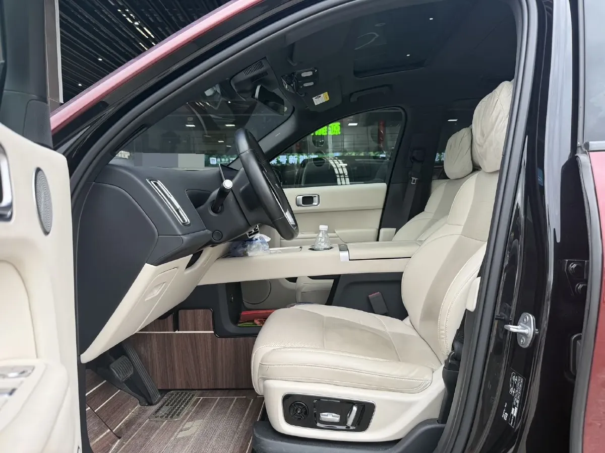 2022 Li L9 Range Extended 154HP REEV 42.6KWH,autocango,china used car exporter,china ev exporter,chinese used car exporter,chinese used ev exporter