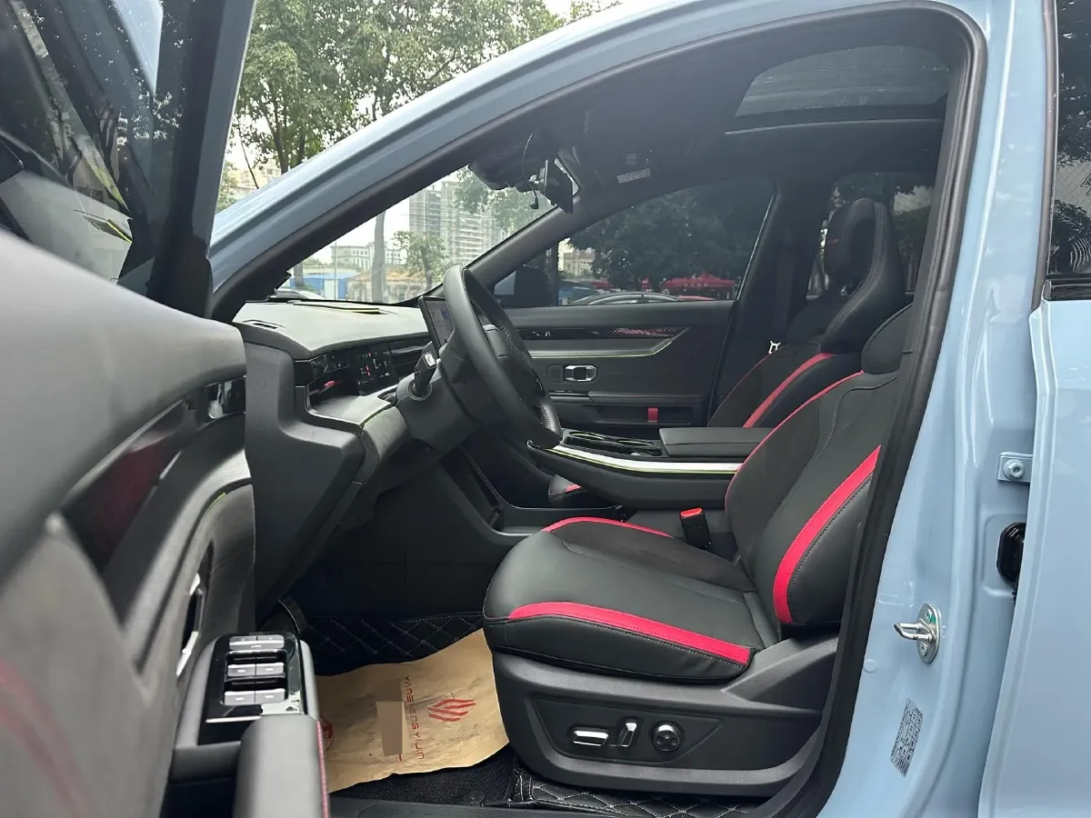 2022 Jetour DASHING 1.6T 197HP L4 7DCT,autocango,china used car exporter,china ev exporter,chinese used car exporter,chinese used ev exporter
