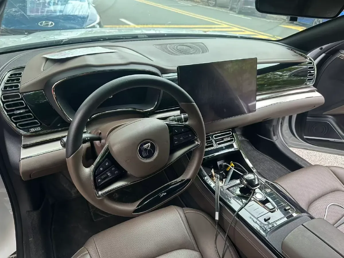 2020 WEY VV7 2.0T 227HP L4 7DCT PHEV,autocango,china used car exporter,china ev exporter,chinese used car exporter,chinese used ev exporter