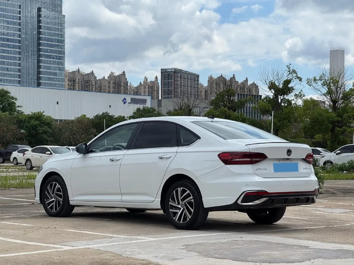 2024 Volkswagen Lavida 1.5T 160HP L4 7DCT,autocango,china used car exporter,china ev exporter,chinese used car exporter,chinese used ev exporter