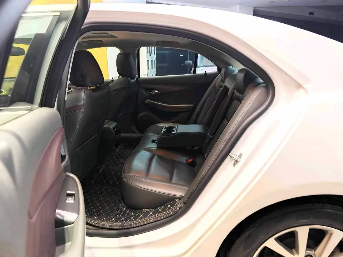 2018 Chevrolet Malibu 1.5T 170HP L4 6AT,autocango,china used car exporter,china ev exporter,chinese used car exporter,chinese used ev exporter
