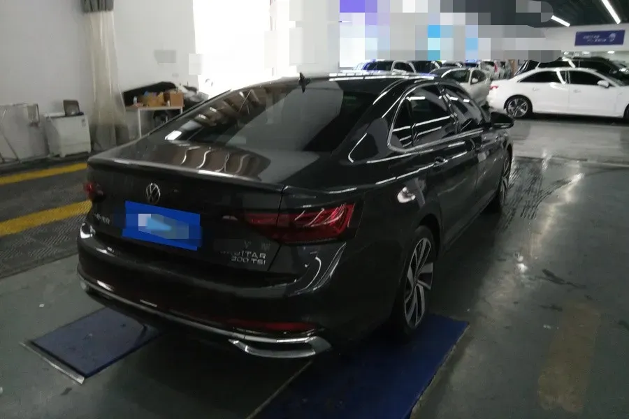 2024 Volkswagen Sagitar 1.5T 160HP L4 7DCT,autocango,china used car exporter,china ev exporter,chinese used car exporter,chinese used ev exporter