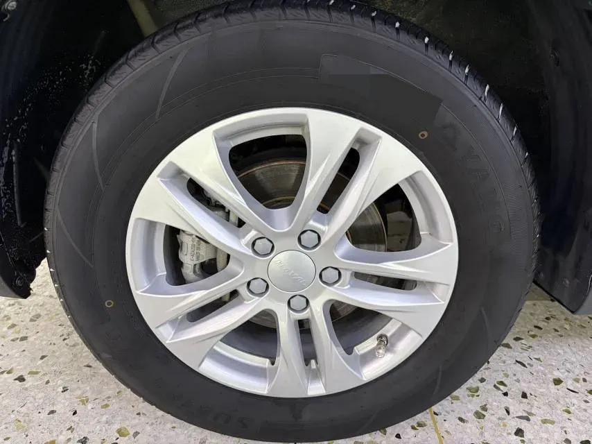 2021 Haval M6 1.5T 150HP L4 7DCT,autocango,china used car exporter,china ev exporter,chinese used car exporter,chinese used ev exporter