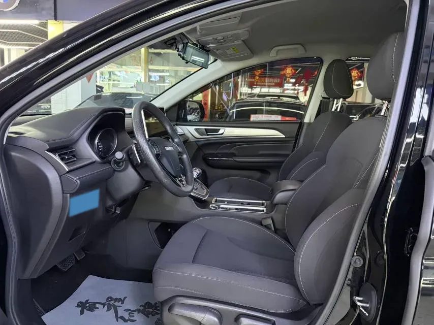 2021 Haval M6 1.5T 150HP L4 7DCT,autocango,china used car exporter,china ev exporter,chinese used car exporter,chinese used ev exporter